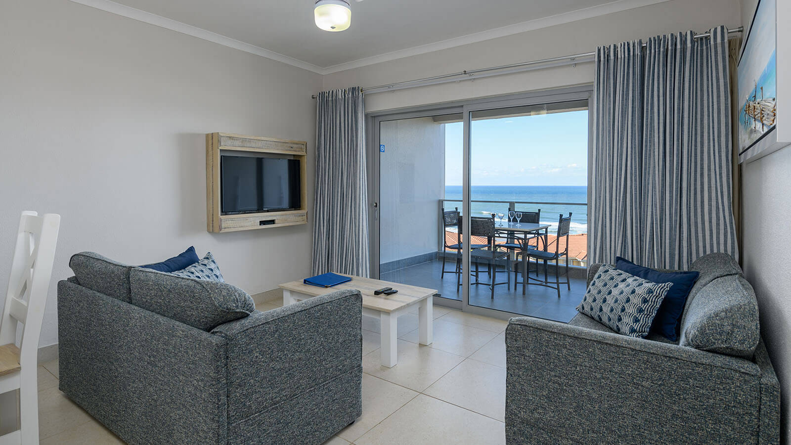 One Bedroom Apartment